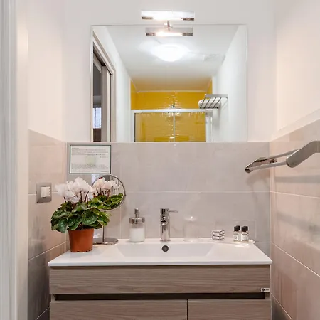 Monteoliveto 33 Hotell