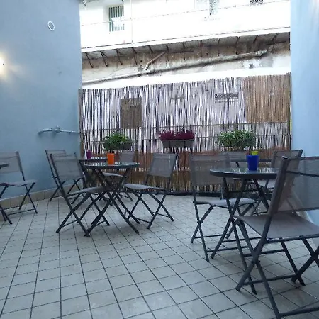 Monteoliveto 33 Hotell