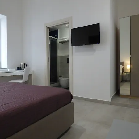 Monteoliveto 33 Νάπολη