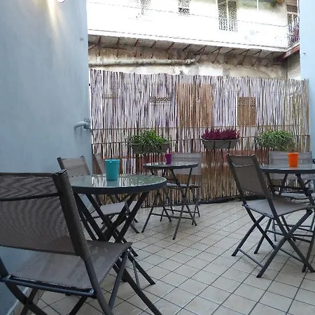 酒店 Monteoliveto 33 *