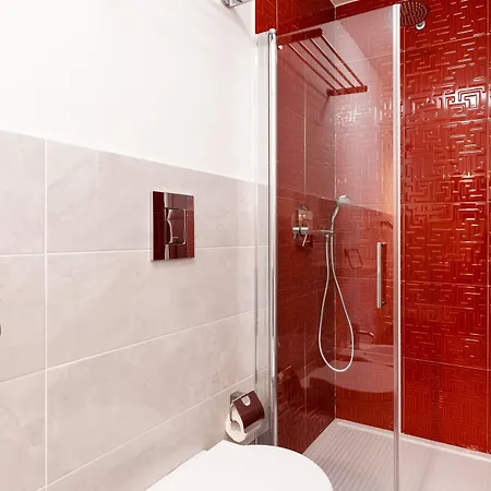 Monteoliveto 33 * Neapol