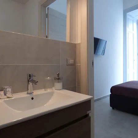 Monteoliveto 33 Hotel