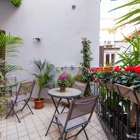 Hotel Monteoliveto 33 *