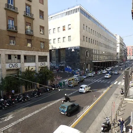 Hotel Monteoliveto 33 Neapol